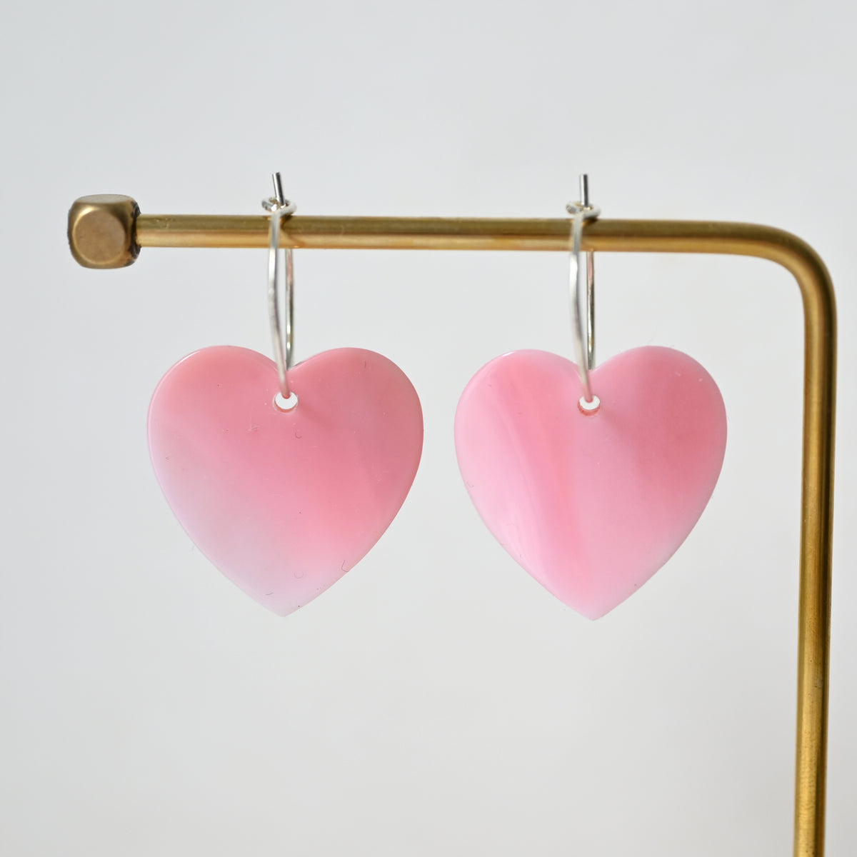 Nature queen conch hoop earring ,pink queen shell 925 silver hoop earring